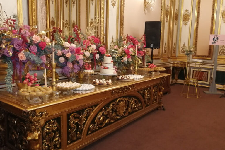 Evento en el Salón Luis XV