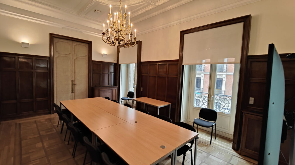 Sala en Palacio de Santoña