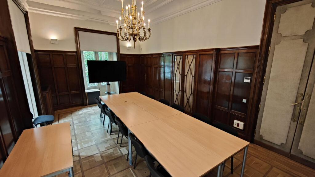 Sala en Palacio de Santoña